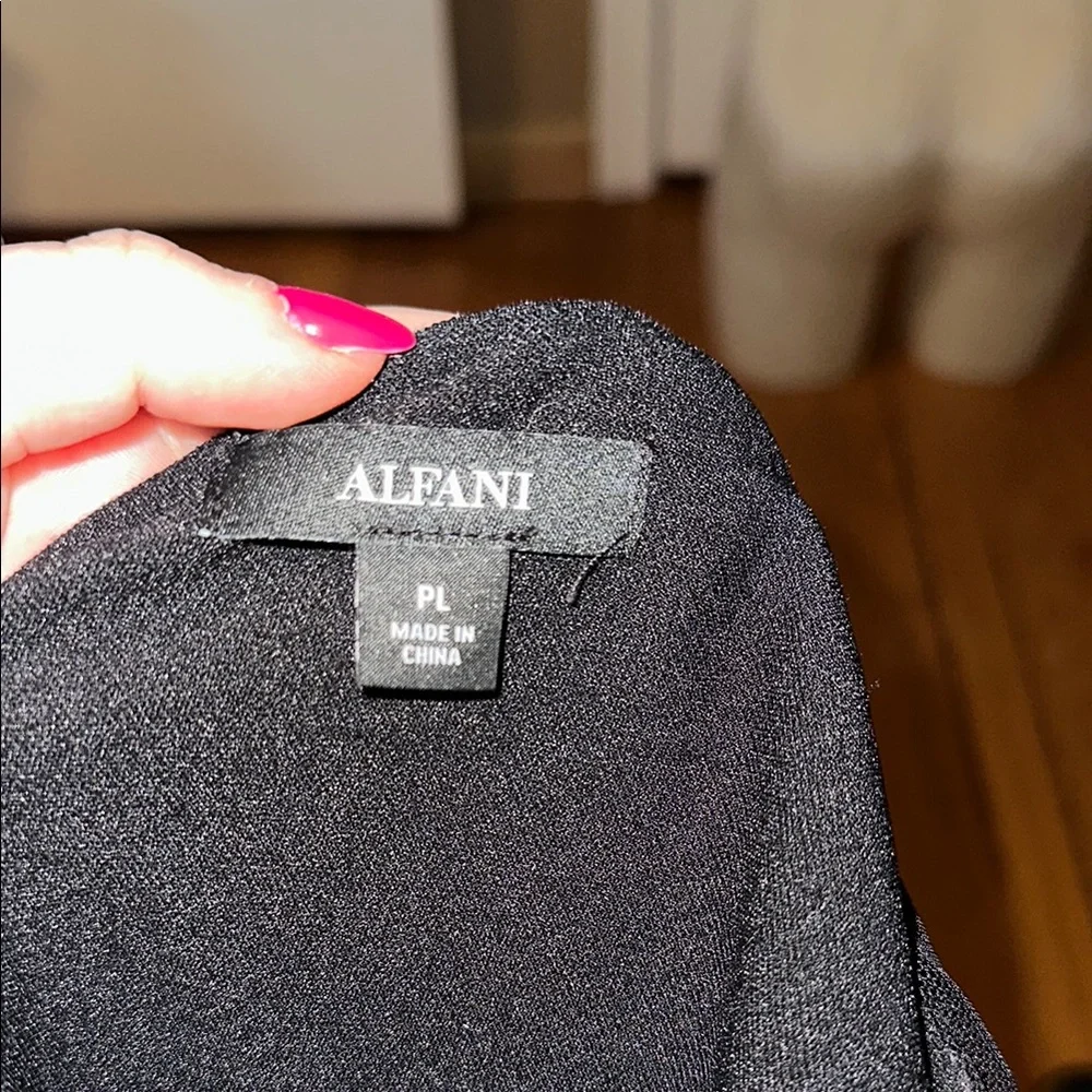 Alfani Black Top with Pink Leaf Pattern - Picture 4 of 5